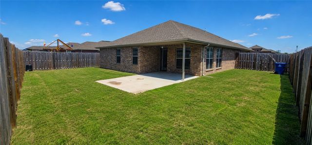 5901 NW Sherman Street, Bentonville, AR 72713