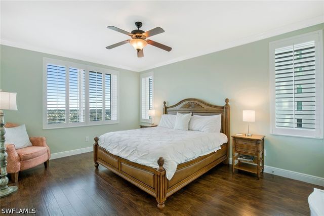 275 Indies WAY 1205, Naples, FL 34110