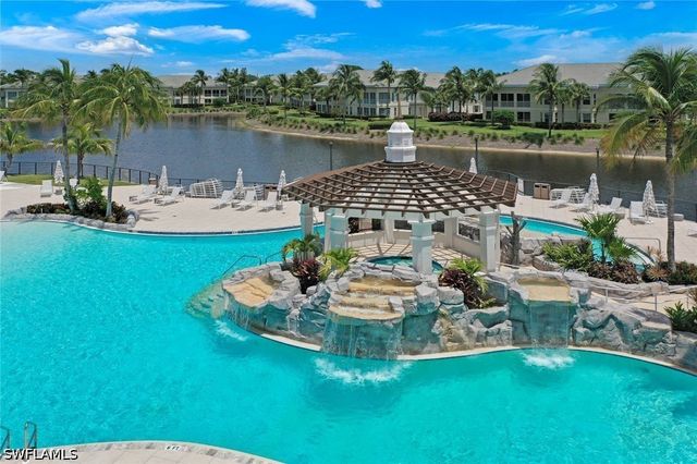 275 Indies WAY 1205, Naples, FL 34110