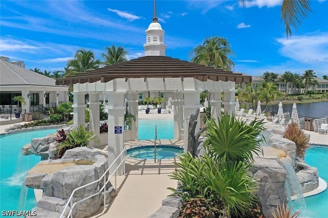275 Indies WAY 1205, Naples, FL 34110