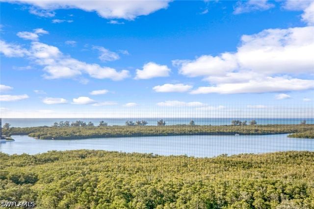 275 Indies WAY 1205, Naples, FL 34110
