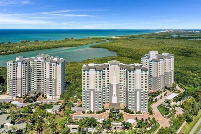 275 Indies WAY 1205, Naples, FL 34110