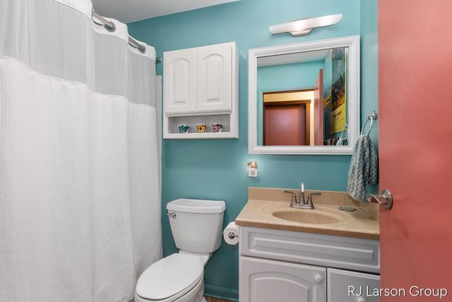 1027 Blue Star Highway, South Haven, MI 49090