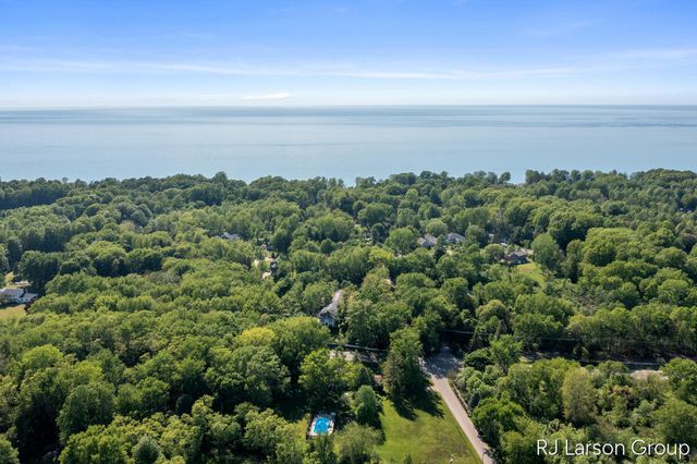 1027 Blue Star Highway, South Haven, MI 49090