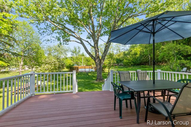 1027 Blue Star Highway, South Haven, MI 49090
