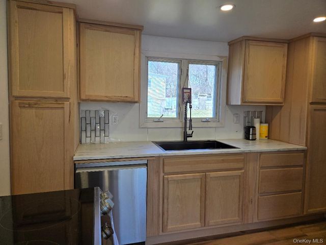 139 8th Street, Verplanck, NY 10596