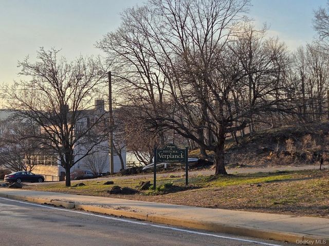 139 8th Street, Verplanck, NY 10596