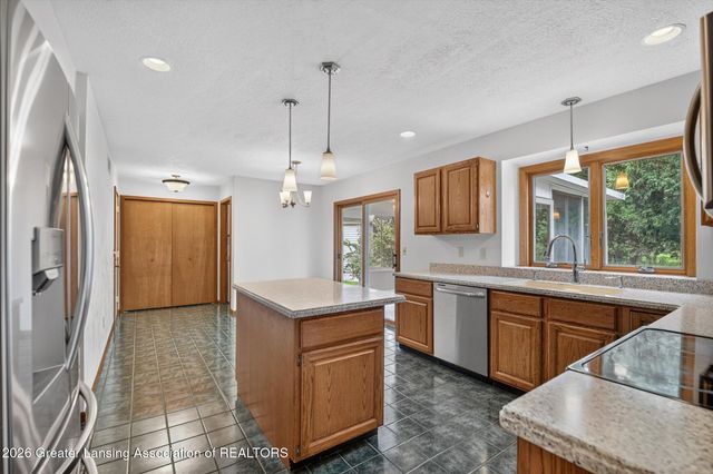 1260 Leeward Drive, Okemos, MI 48864