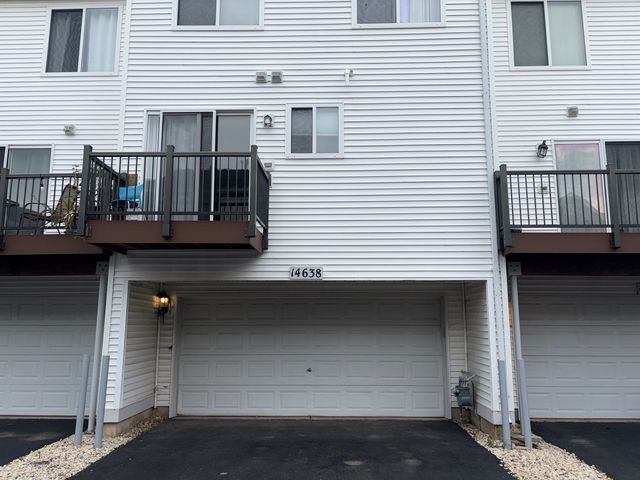 14638 Patriot Square Drive W, Plainfield, IL 60544