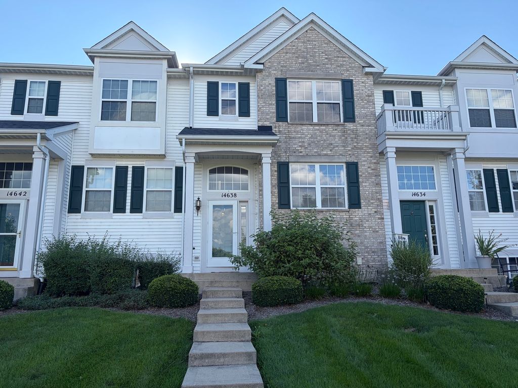 14638 Patriot Square Drive W, Plainfield, IL 60544