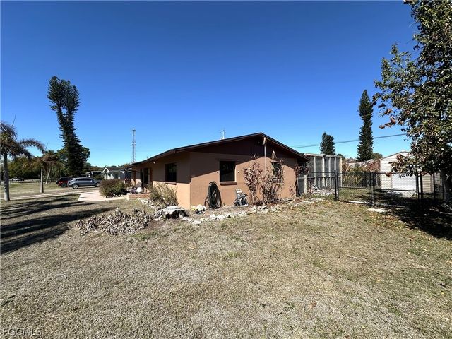 507 Coolidge AVE, Lehigh Acres, FL 33936