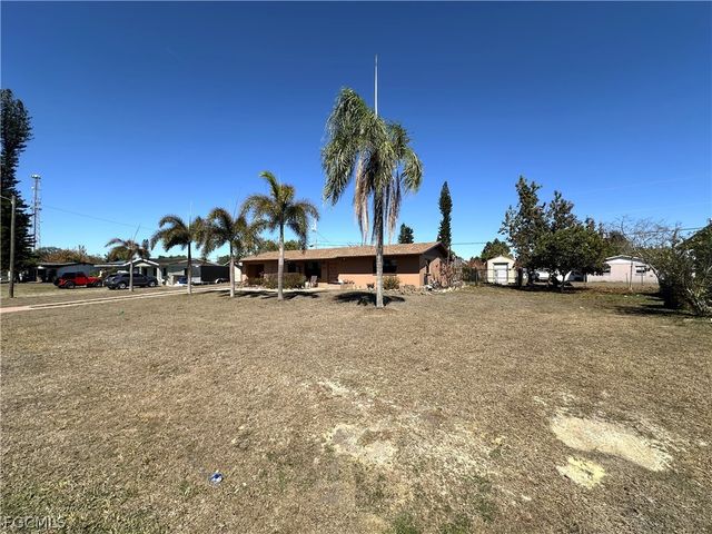 507 Coolidge AVE, Lehigh Acres, FL 33936