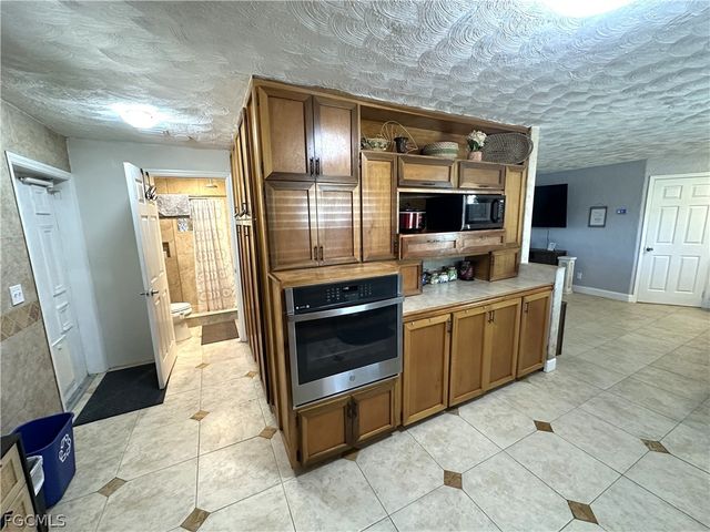 507 Coolidge AVE, Lehigh Acres, FL 33936