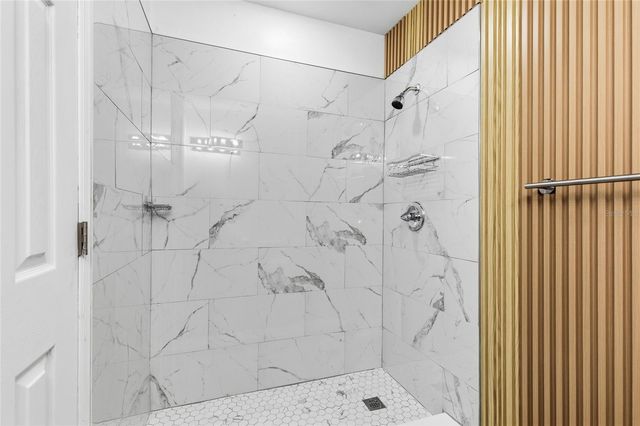 2117 LEMON STREET, Haines City, FL 33844