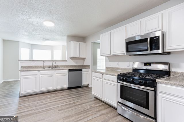 1947 Cutters Mill Way, Lithonia, GA 30058