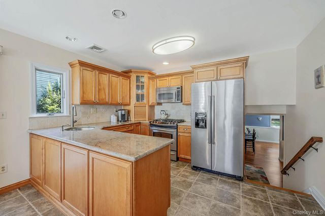 38 Ruland Road, Selden, NY 11784