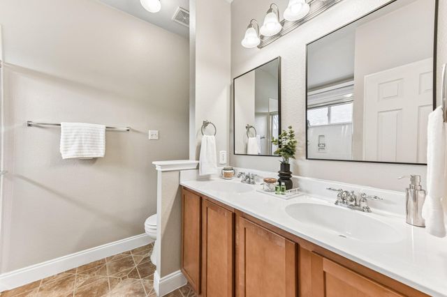 1409 Kendalia ST 350, Austin, TX 78748