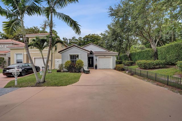 6898 Silverado Terrace, Lake Worth, FL 33463