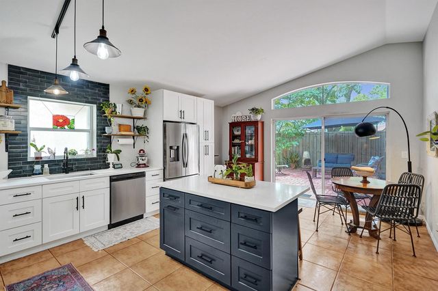 6898 Silverado Terrace, Lake Worth, FL 33463