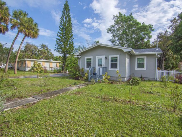 712 S 9th Street, Fort Pierce, FL 34950