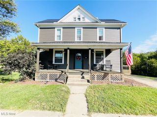 202 Meek Avenue, Byesville, OH 43723