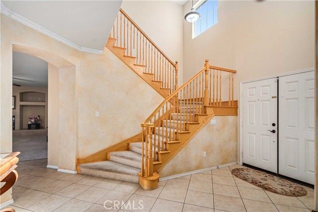 2111 Janet Dr, Lancaster, CA 93536