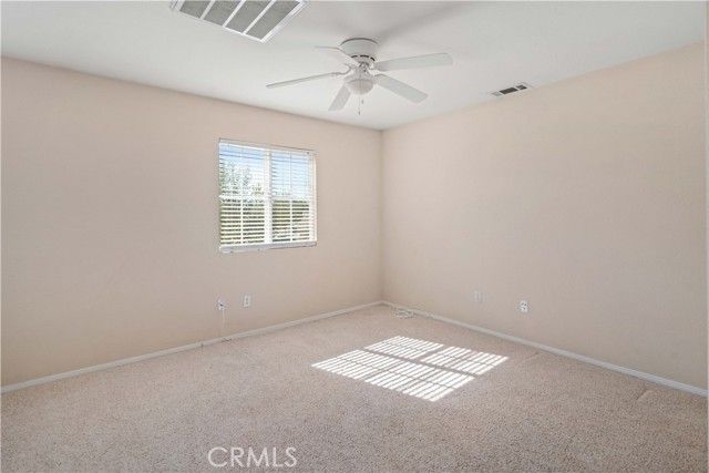 2111 Janet Dr, Lancaster, CA 93536