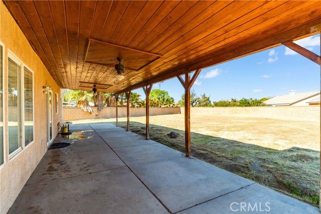 2111 Janet Dr, Lancaster, CA 93536