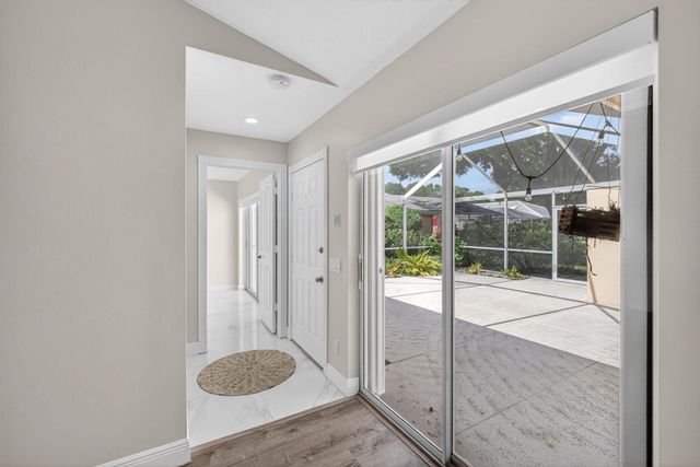 1504 Springdale Court, Palm Beach Gardens, FL 33403