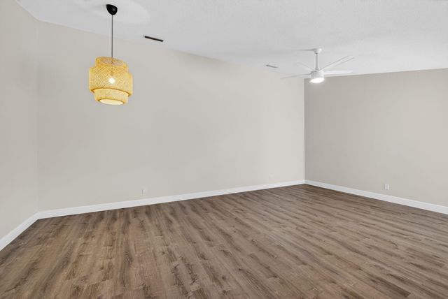 1504 Springdale Court, Palm Beach Gardens, FL 33403