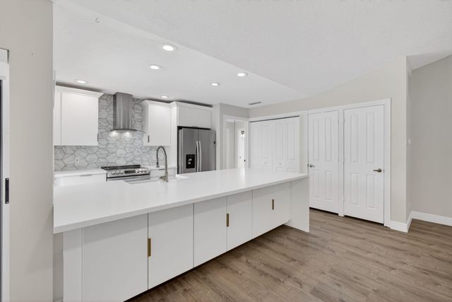 1504 Springdale Court, Palm Beach Gardens, FL 33403