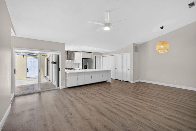 1504 Springdale Court, Palm Beach Gardens, FL 33403