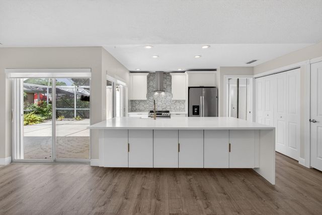 1504 Springdale Court, Palm Beach Gardens, FL 33403