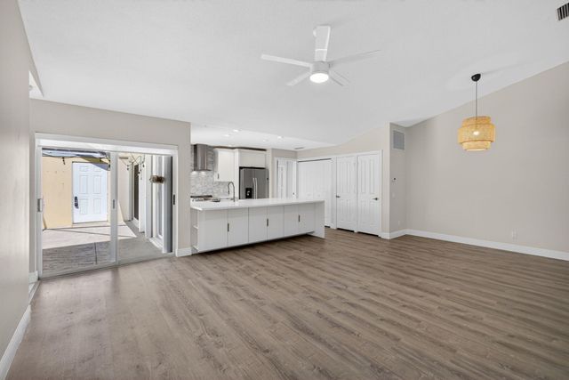 1504 Springdale Court, Palm Beach Gardens, FL 33403