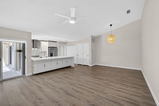 1504 Springdale Court, Palm Beach Gardens, FL 33403