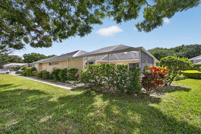 1504 Springdale Court, Palm Beach Gardens, FL 33403