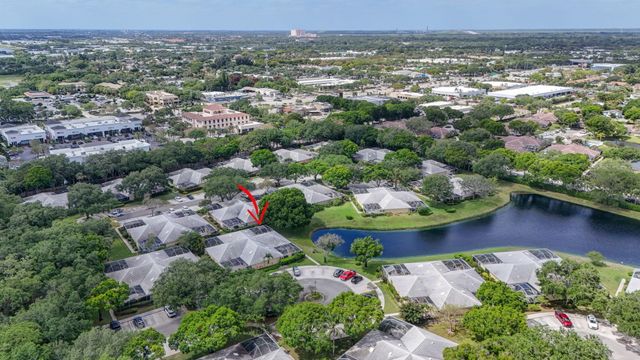 1504 Springdale Court, Palm Beach Gardens, FL 33403