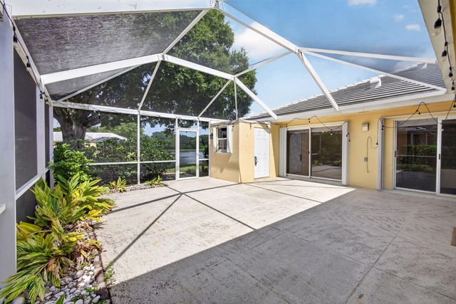 1504 Springdale Court, Palm Beach Gardens, FL 33403