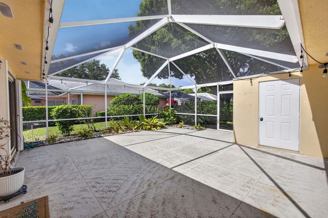 1504 Springdale Court, Palm Beach Gardens, FL 33403