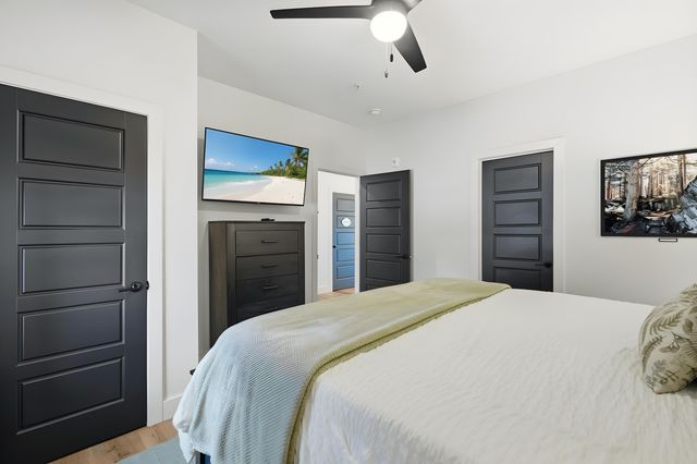 177 Poolside 27, Hollister, MO 65672