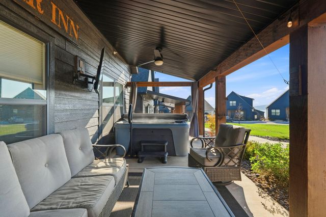 177 Poolside 27, Hollister, MO 65672