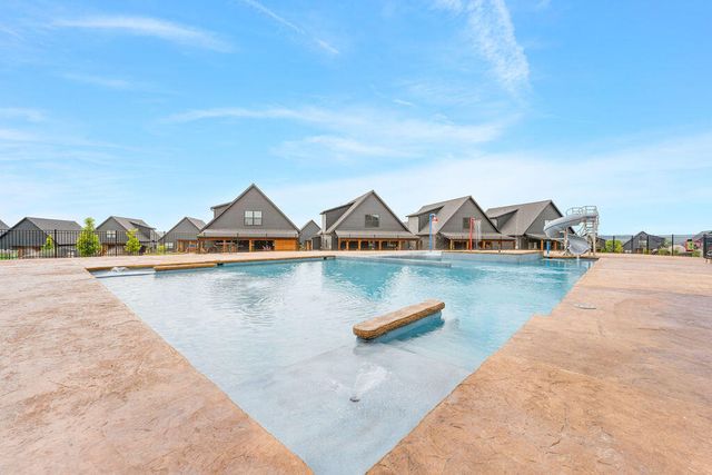 177 Poolside 27, Hollister, MO 65672