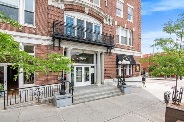 131 Main St Apt 207, Burlington, VT 05401