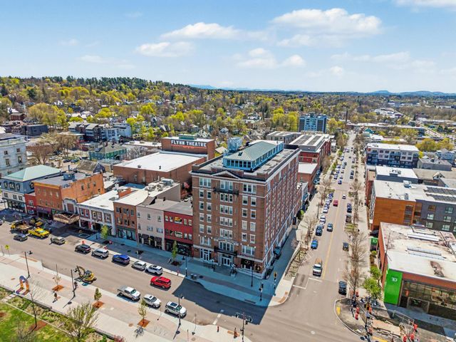 131 Main St Apt 207, Burlington, VT 05401