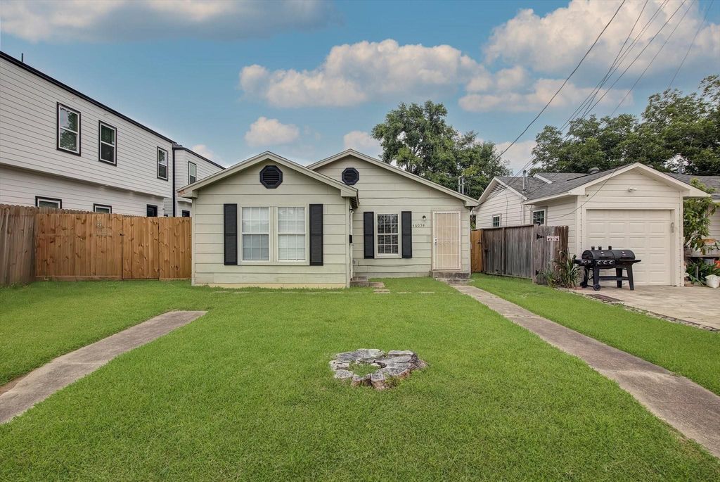 4605 Galesburg Street, Houston, TX 77051