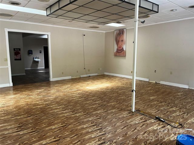524 Hendersonville Road A, Asheville, NC 28803