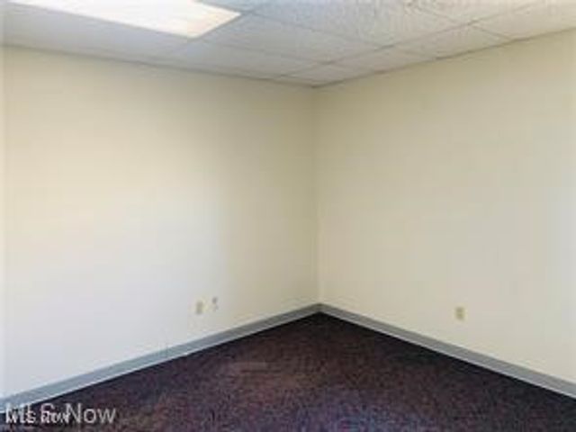 51461 Jennifer Ln 100, St Clairsville, OH 43950