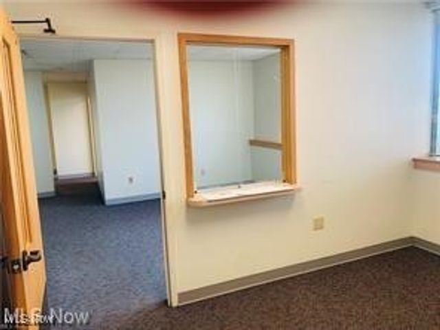 51461 Jennifer Ln 100, St Clairsville, OH 43950