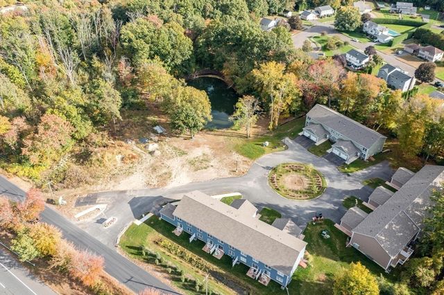 4 Sabrina Way C, Agawam, MA 01001