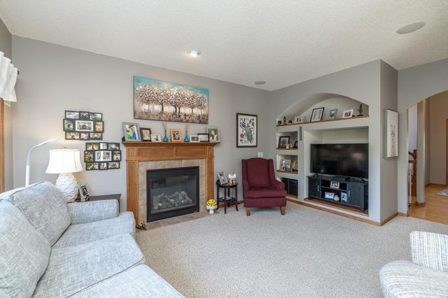 19305 Embers Avenue, Farmington, MN 55024